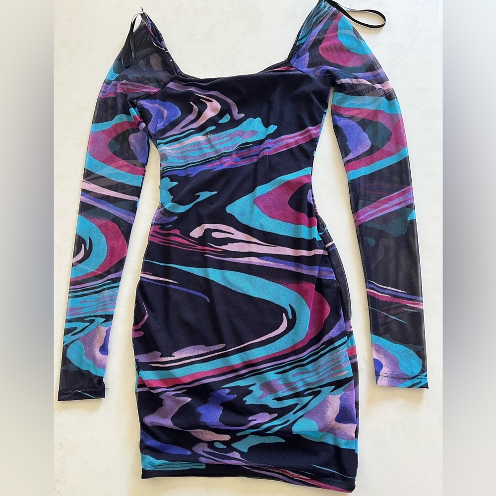Brand new mini dress. Windsor small mini dress with off shoulder sleeves
